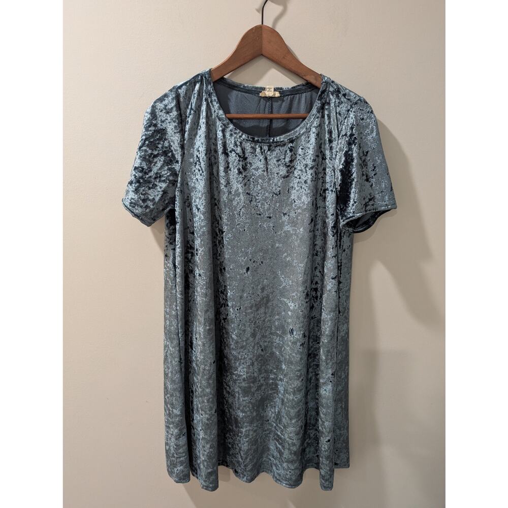 POL Blue Crushed Velvet Short Sleeve Dress